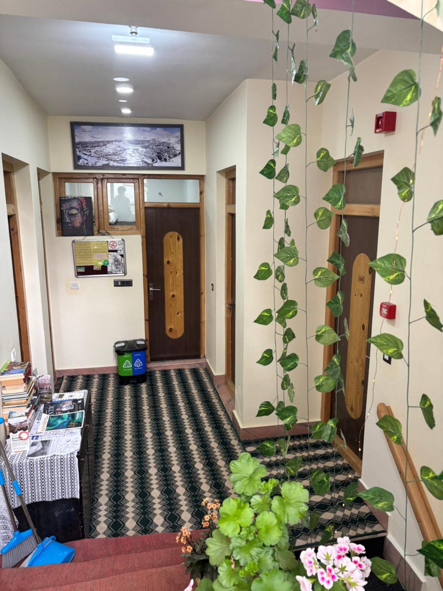 Hidden Leaf Homestay Leh Exterior foto